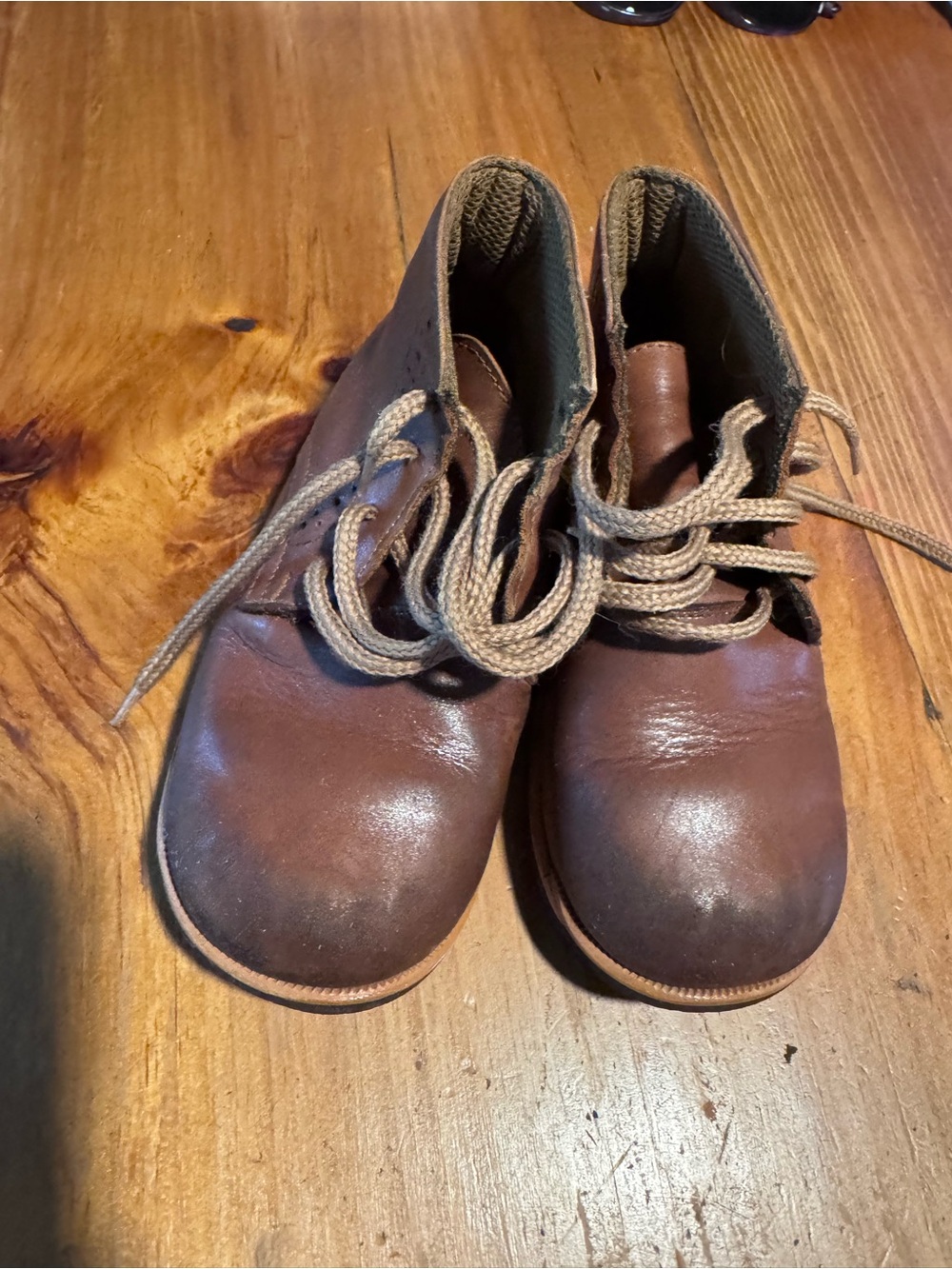 Kids Classic Brown Leather Lace Boots with Secure Laces